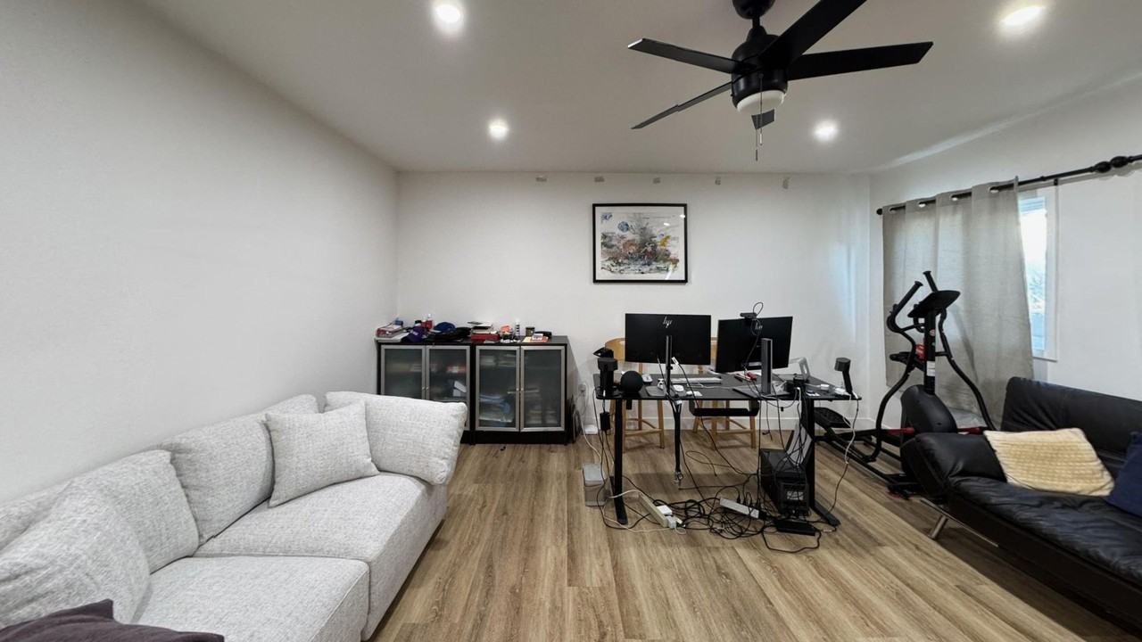 715 Sunset Ave - Photo 3 of 15