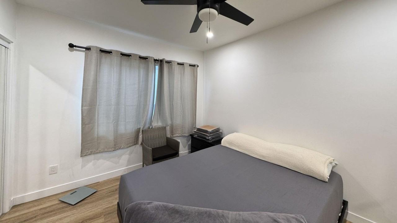 715 Sunset Ave - Photo 6 of 15