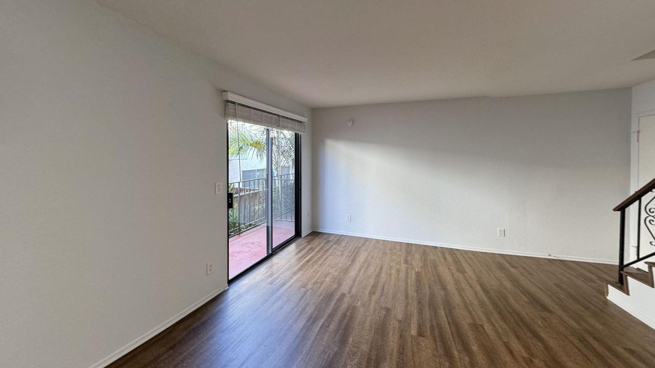 4071 Mclaughlin Ave #5 - Photo 3 of 15