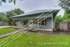 209 Pecan St - Photo 1 of 1