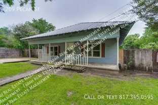 209 Pecan St - Photo 1 of 1