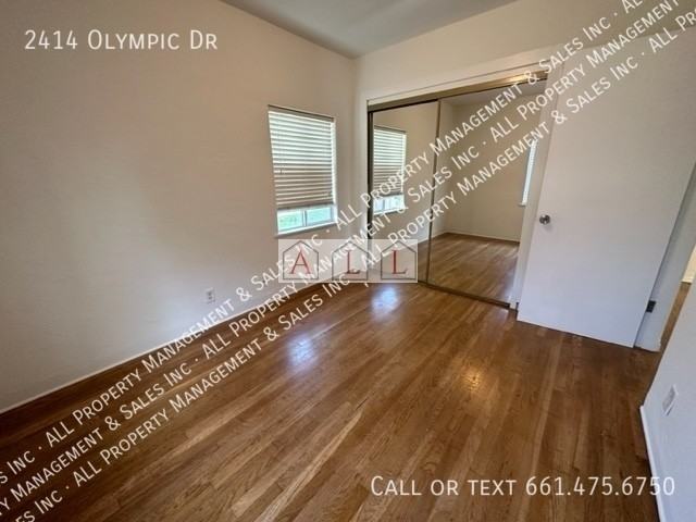 2414 Olympic Dr - Photo 6 of 11