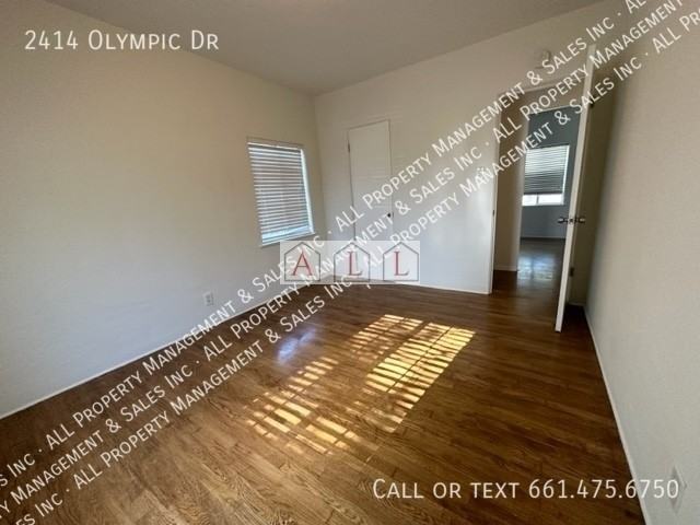 2414 Olympic Dr - Photo 7 of 11