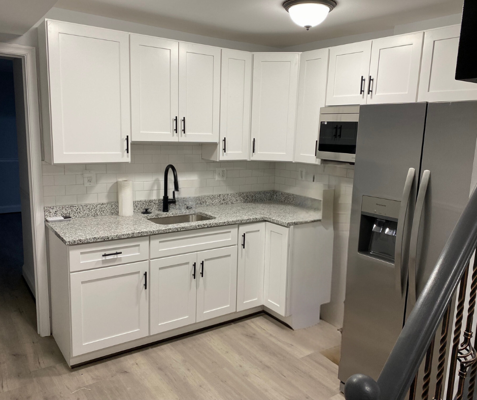 1025 N Carey St - Photo 2 of 12