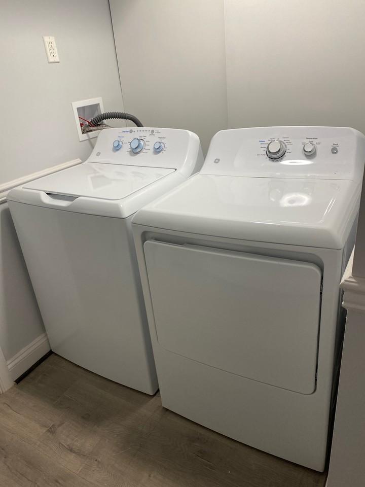 1025 N Carey St - Photo 3 of 12