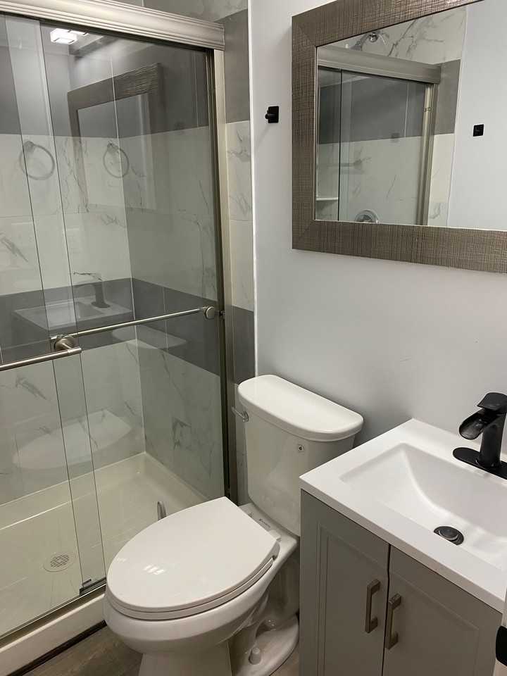 1025 N Carey St - Photo 5 of 12