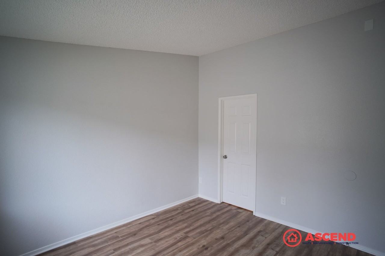 4701 Beechwood St #142 - Photo 7 of 8