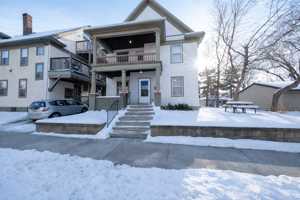 featured image of 507 W 33rd St #2