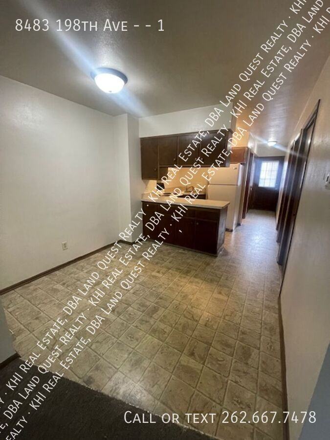 8483 198th Ave #1 - Photo 3 of 8