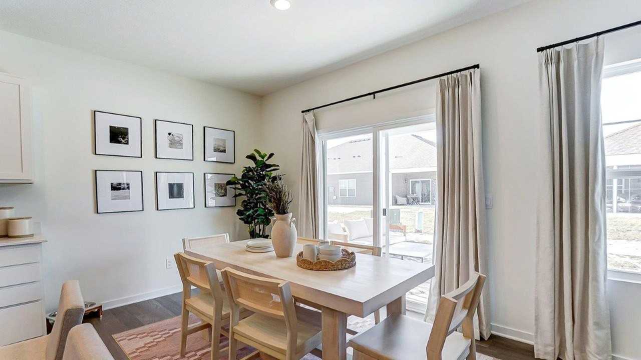 406 Emily Dr - Photo 2 of 30