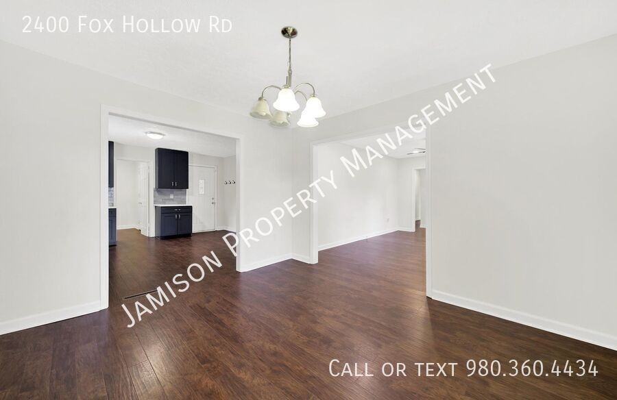 2400 Fox Hollow Rd - Photo 6 of 32