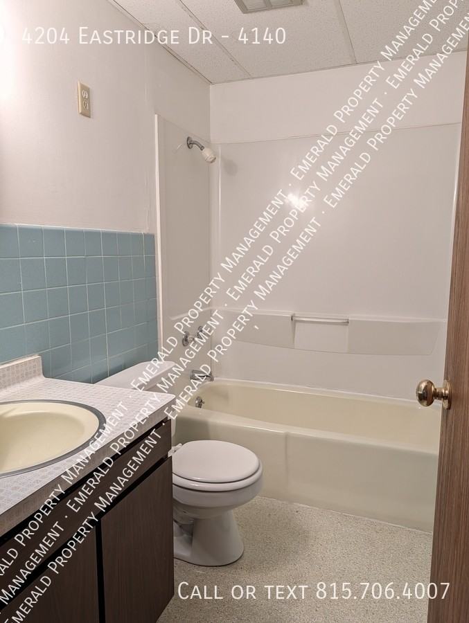 4204 Eastridge Dr #4140 - Photo 6 of 7