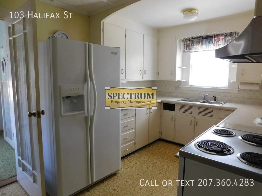 103 Halifax St - Photo 2 of 11
