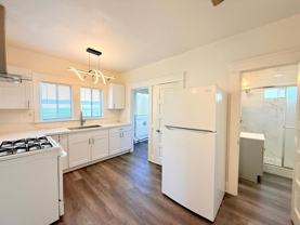 1908-1910.5 Daly Street - Photo 1 of 1