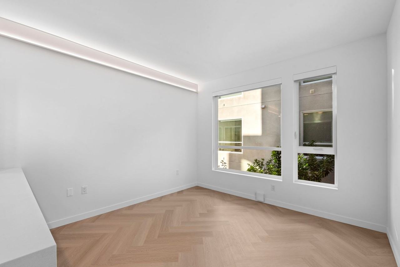 TALA Residences at Gillis House - Photo 3 of 39