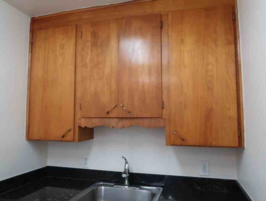 Preston Apartments - Photo 3 of 17