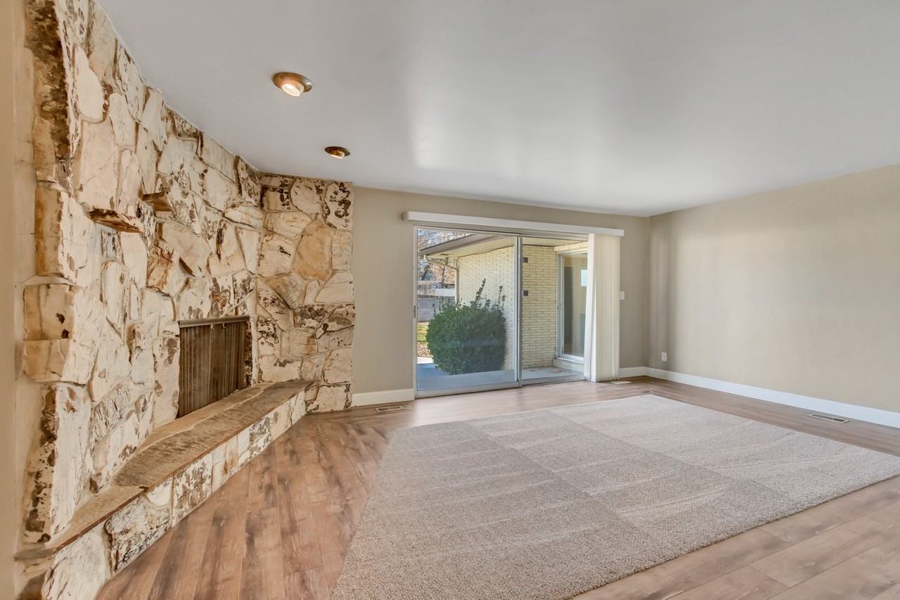 450 N 500 E #MAIN - Photo 3 of 23