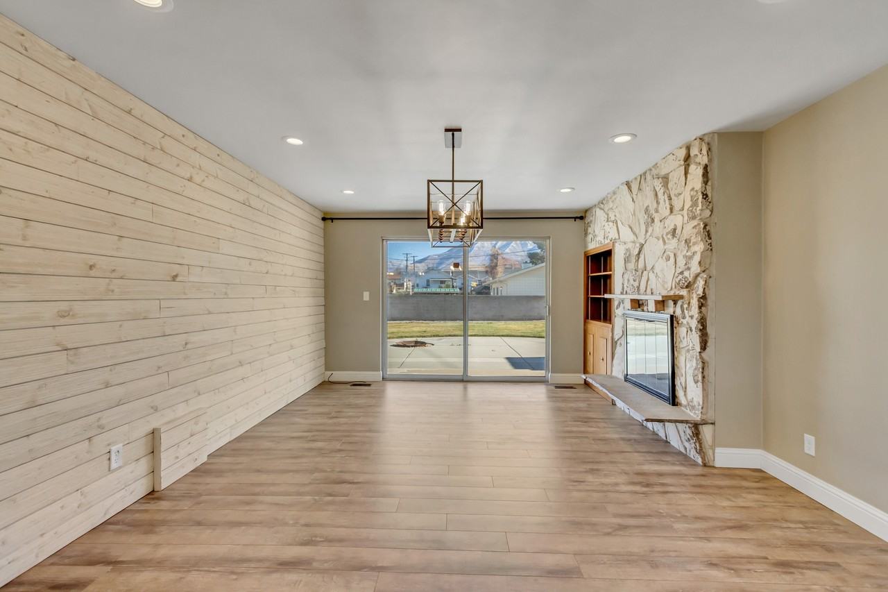 450 N 500 E #MAIN - Photo 4 of 23