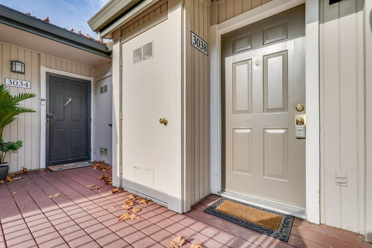 3038 Shadow Springs Pl - Photo 6 of 36