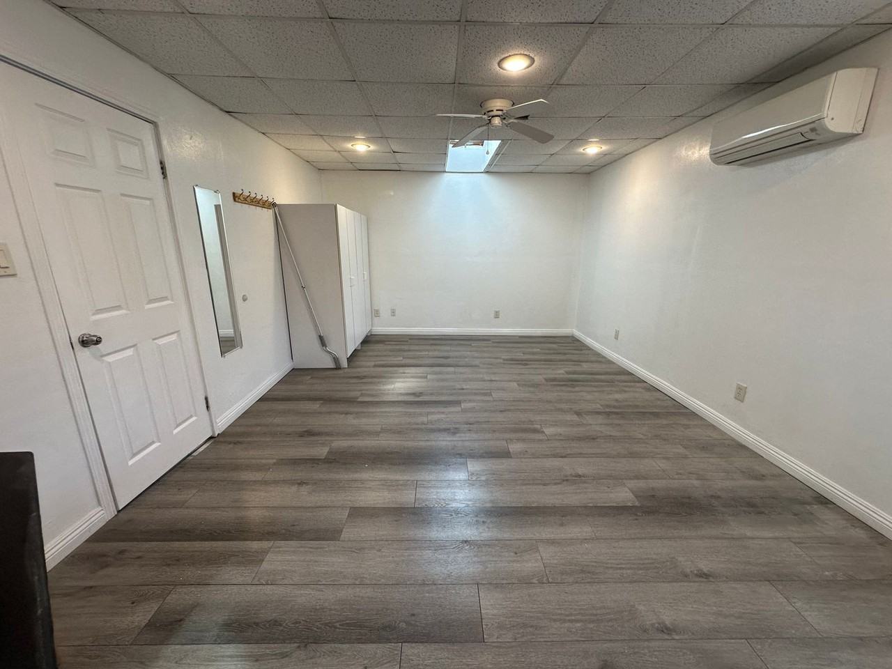 18515 Horst Ave #1 - Photo 7 of 14