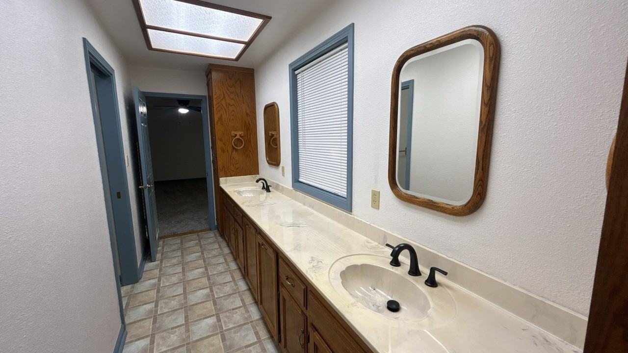 1408 Seneca Pl #1 - Photo 6 of 10