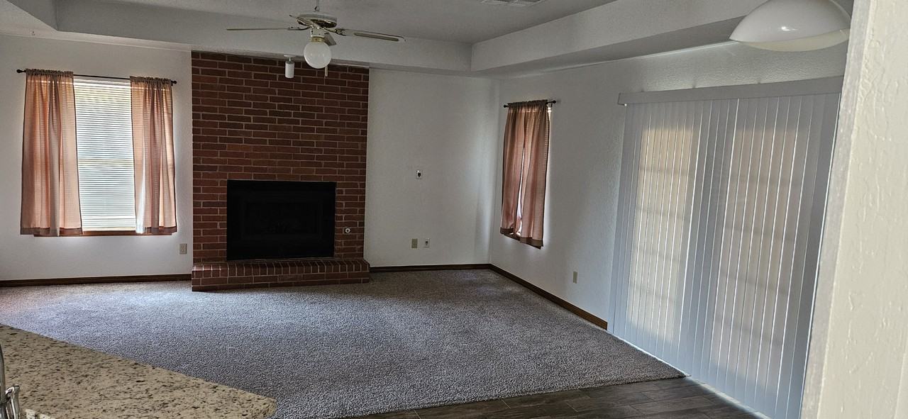 1320 Greenfield Dr #NA - Photo 7 of 13