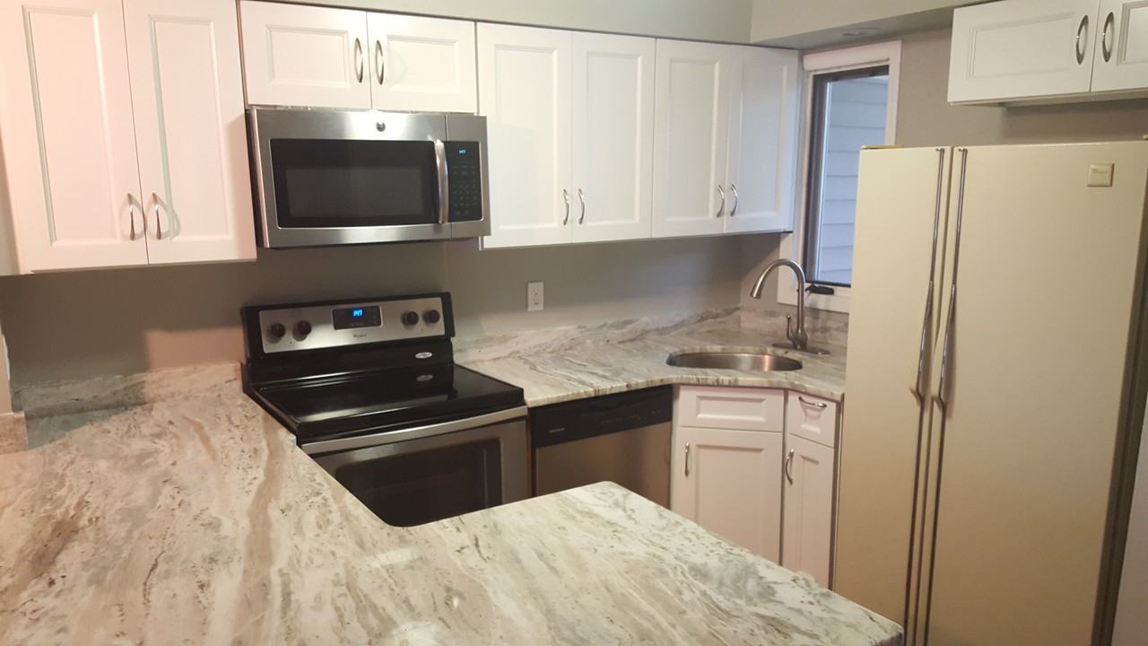 7 Augusta Dr #7 - Photo 2 of 11