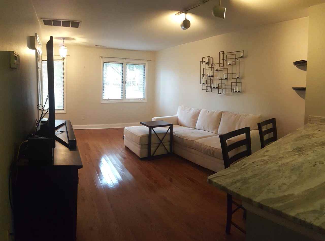 7 Augusta Dr #7 - Photo 5 of 11