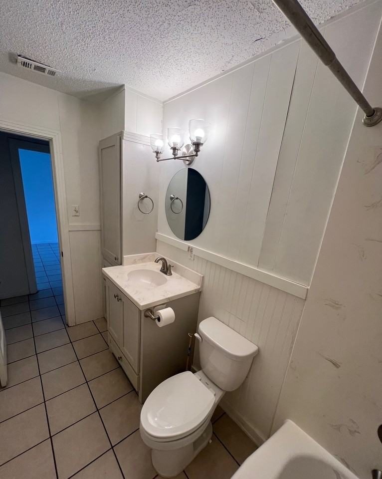 128 N 26th St #B - Photo 5 of 12