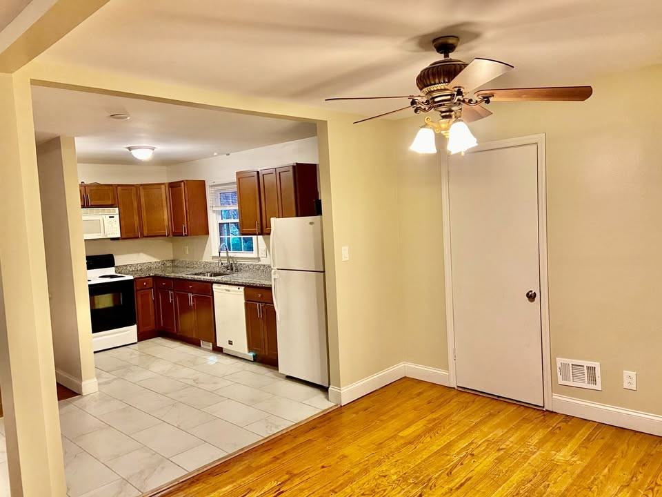 2756 Milburnie Rd #1A - Photo 2 of 6