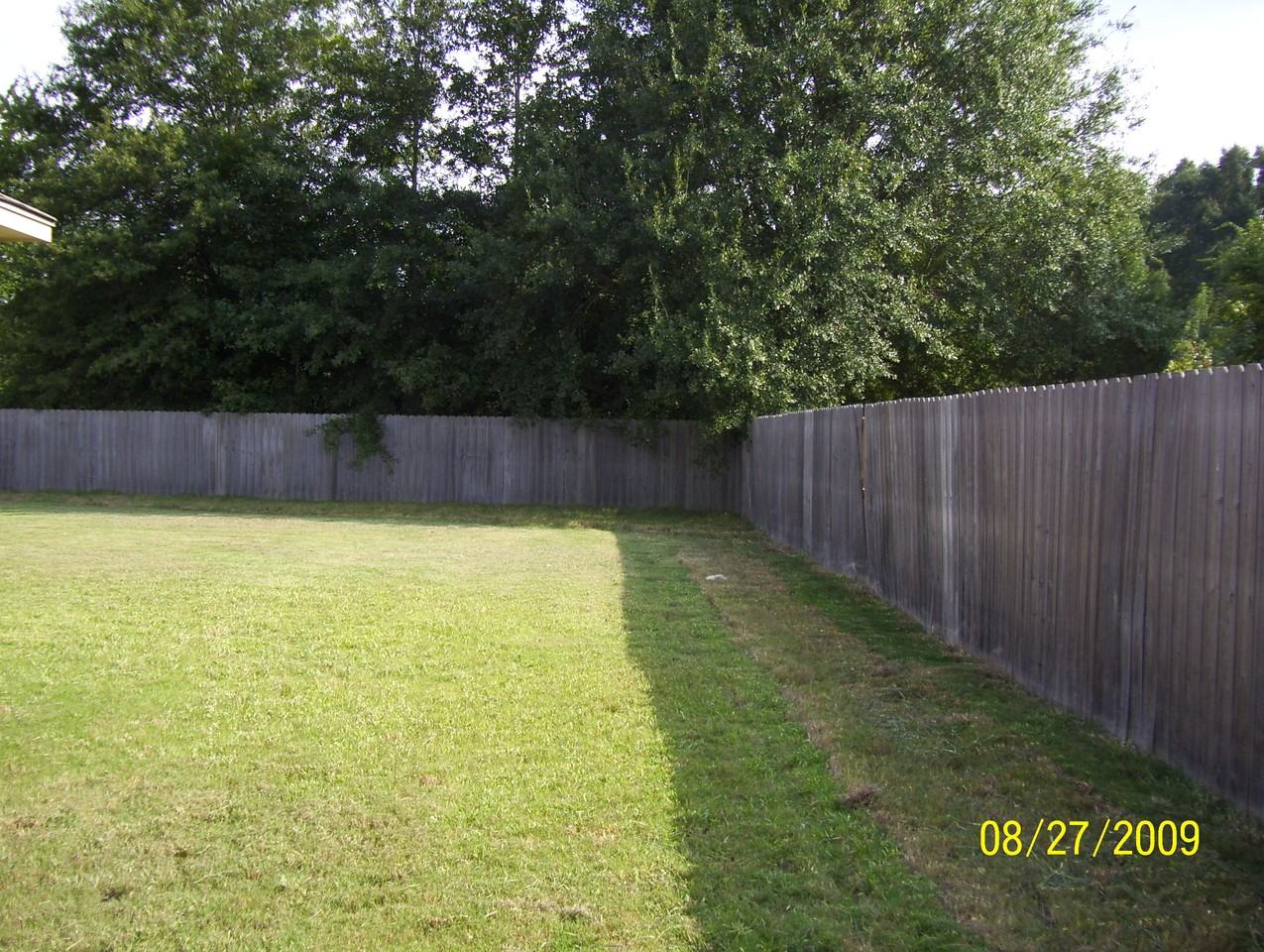 109 Newport Dr #NA - Photo 2 of 5