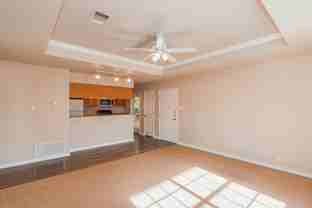 113 D L Vest #202 - Photo 1 of 1