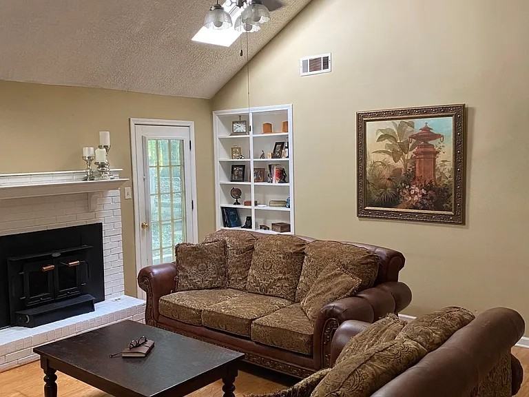 155 Raspberry Cv #NA - Photo 3 of 13