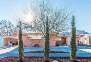 featured image of 10037 Kenworthy St