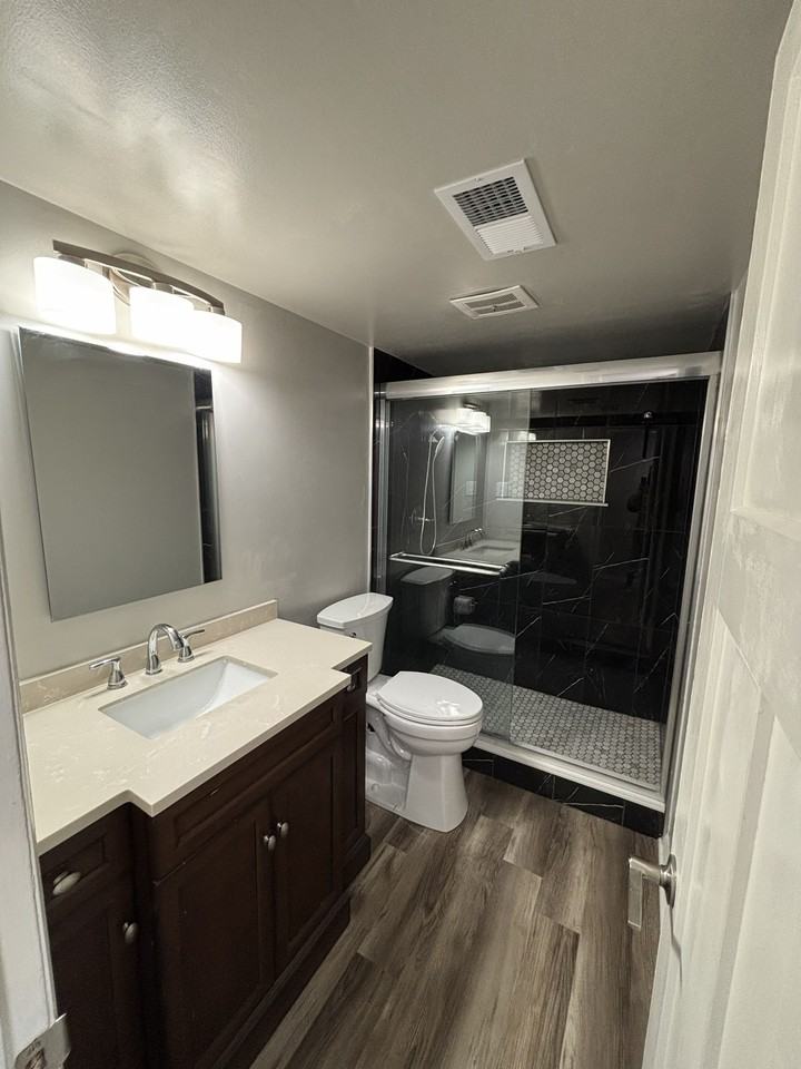 307 Elmead Ct #2009 - Photo 4 of 8