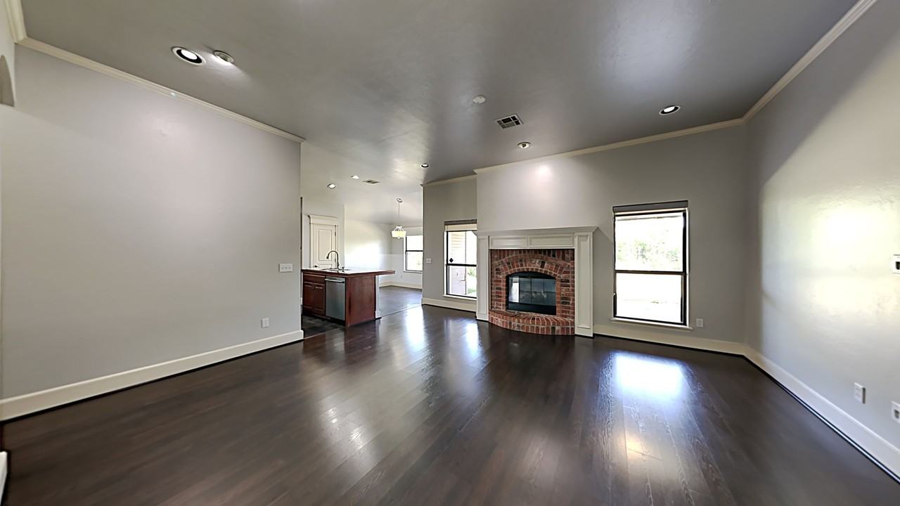 5101 Nw 163rd St - Photo 4 of 20