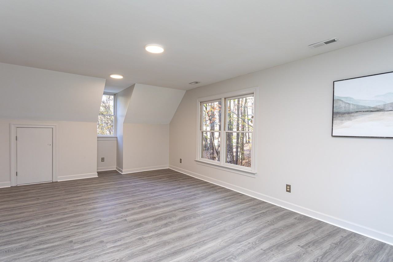 5008 Wood Valley Dr #NA - Photo 7 of 15