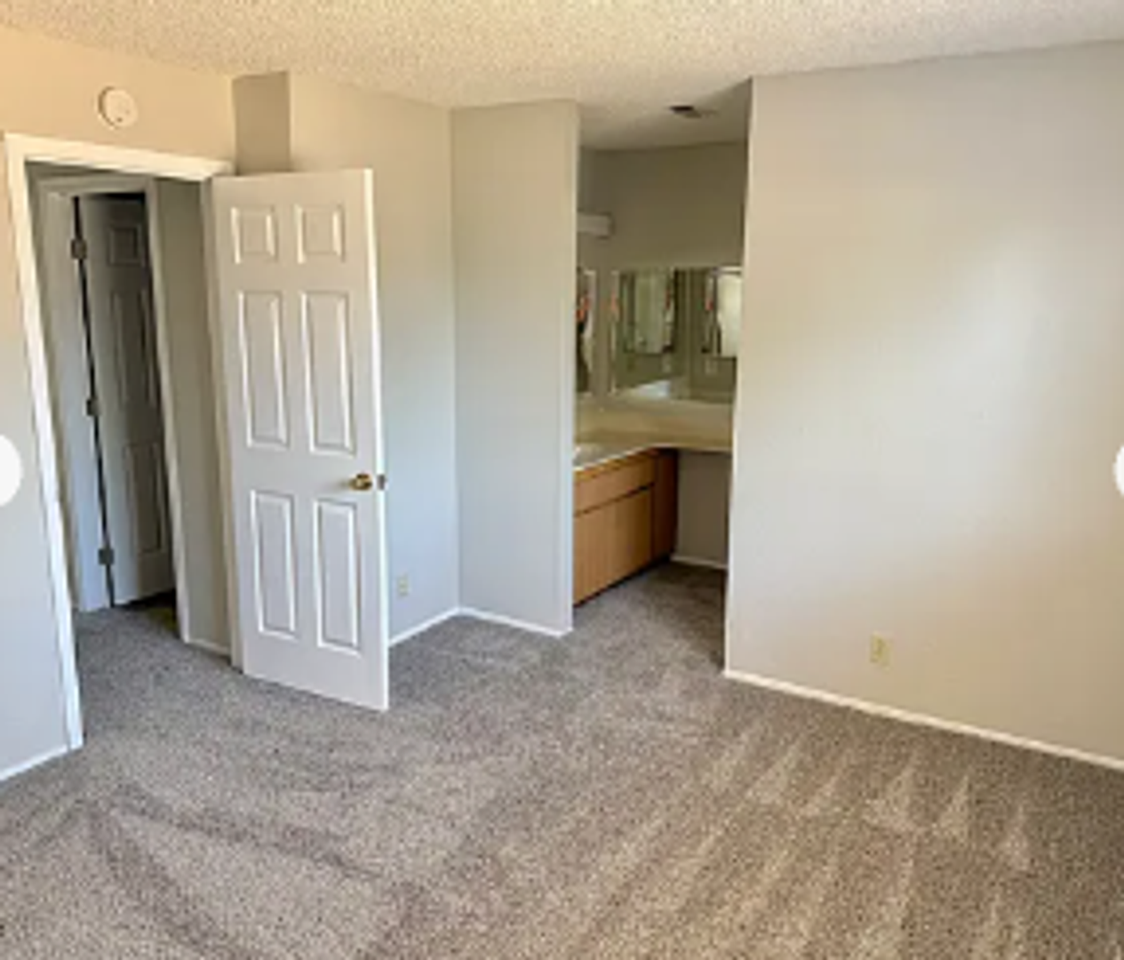 7345 Somerton Way - Photo 3 of 8