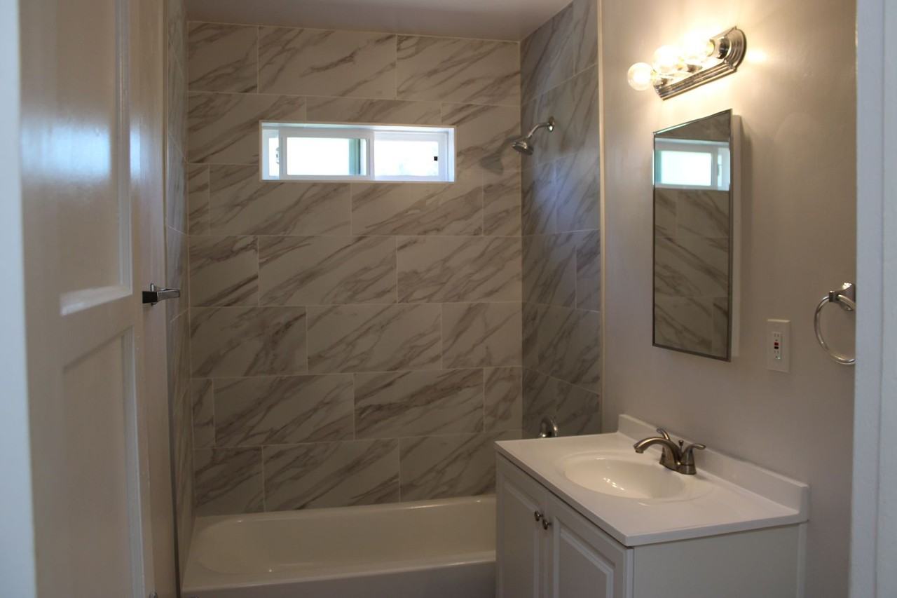 1109 Del Mar Ave - Photo 4 of 31