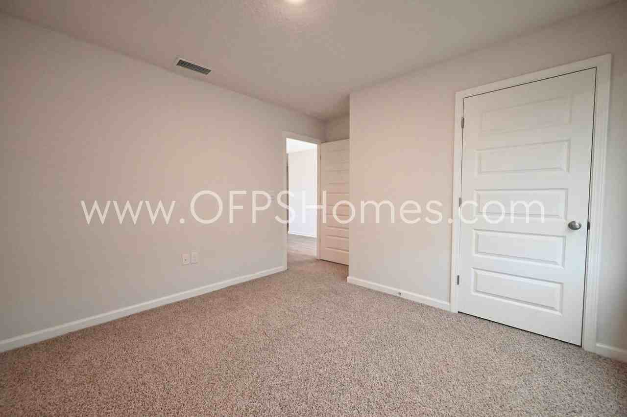 4664 Honor Guard Way - Photo 4 of 29