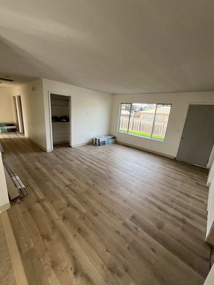 750 Powell St #NA - Photo 4 of 19