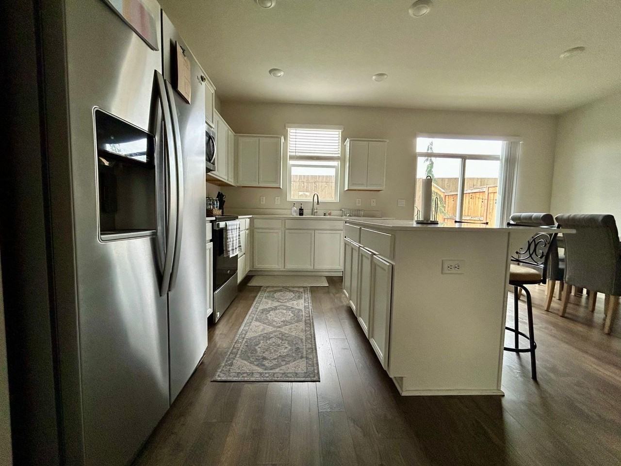 13764 Ne 67th Way - Photo 4 of 14