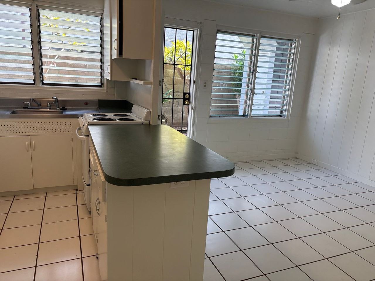 1218 Makaloa St #2 - Photo 4 of 9