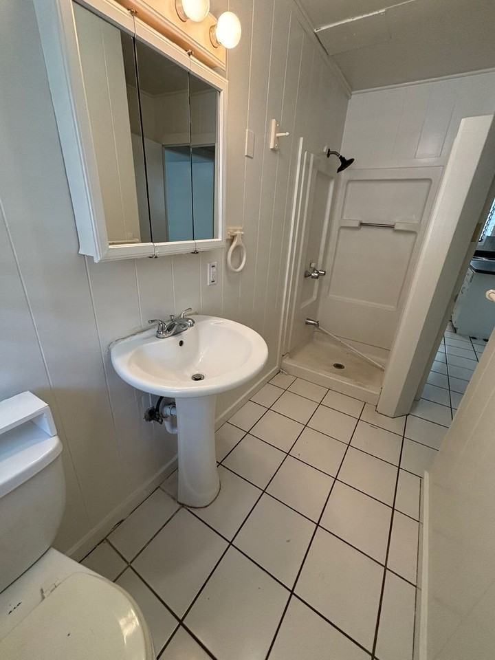 1218 Makaloa St #2 - Photo 5 of 9