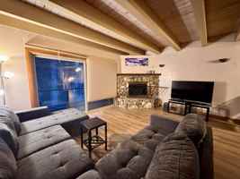 featured image of 845 Southwood Blvd