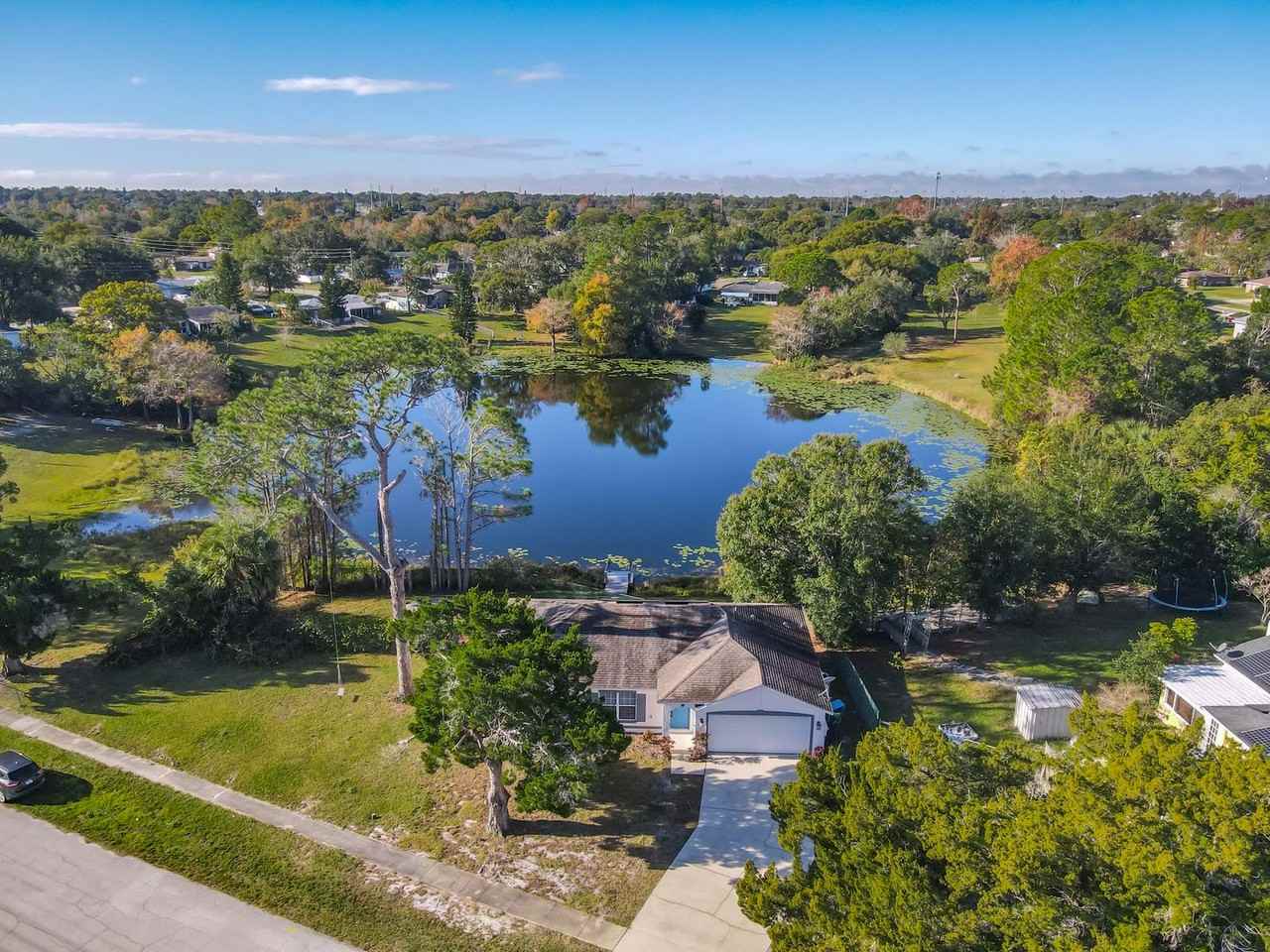 1254 Briarwood Ave - Photo 3 of 50