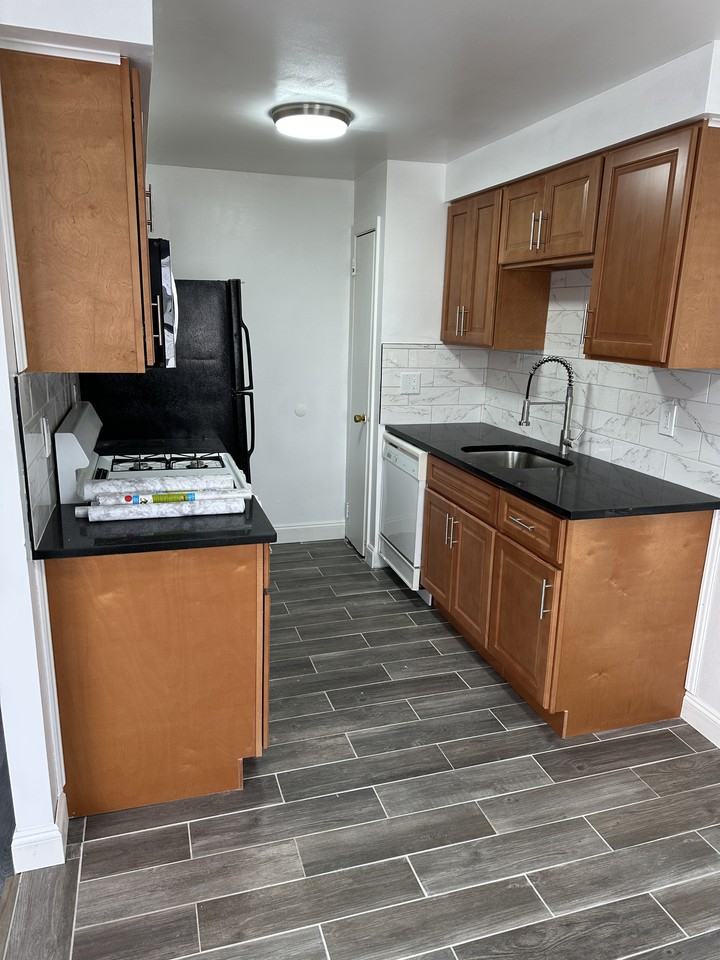 3325 Ashfield Ln #2 - Photo 2 of 12