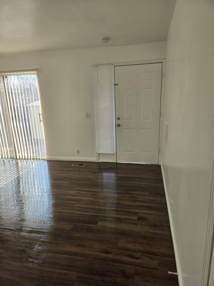 4453 S Honeywood Ln #AUP - Photo 4 of 24