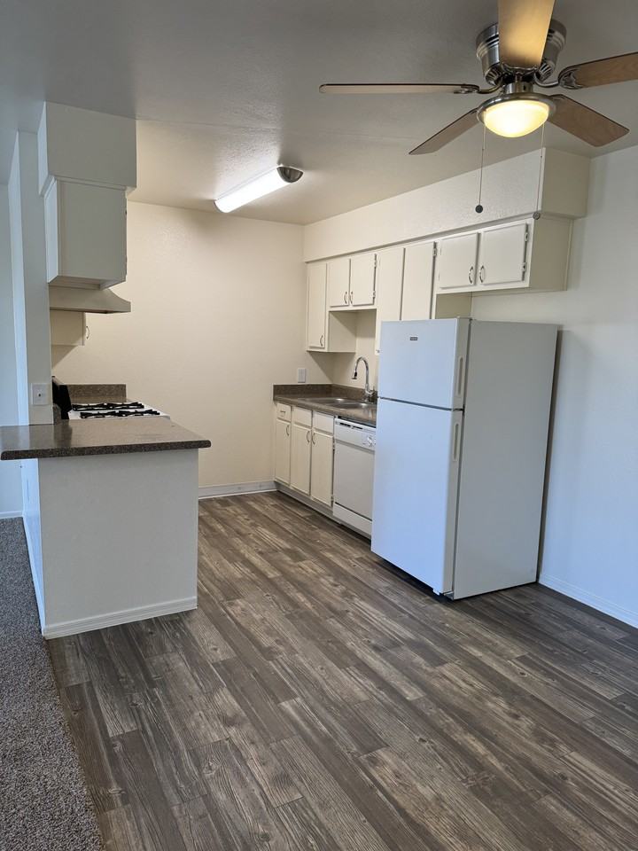 9777 N. Thornydale Road2202 #2202 - Photo 2 of 37