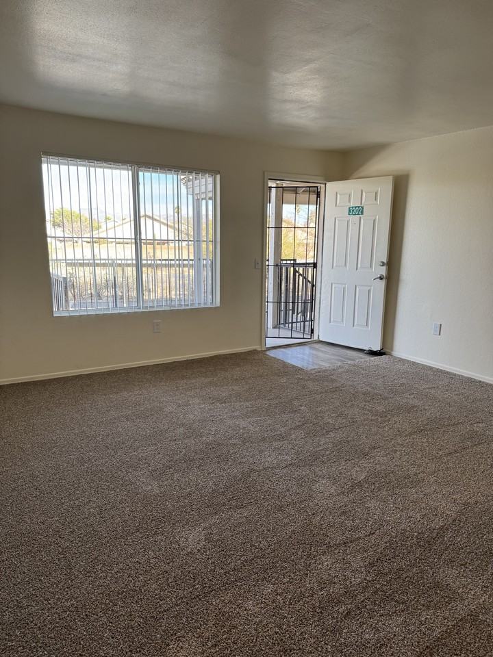 9777 N. Thornydale Road2202 #2202 - Photo 6 of 37